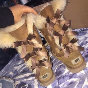 Bailey bow uggs